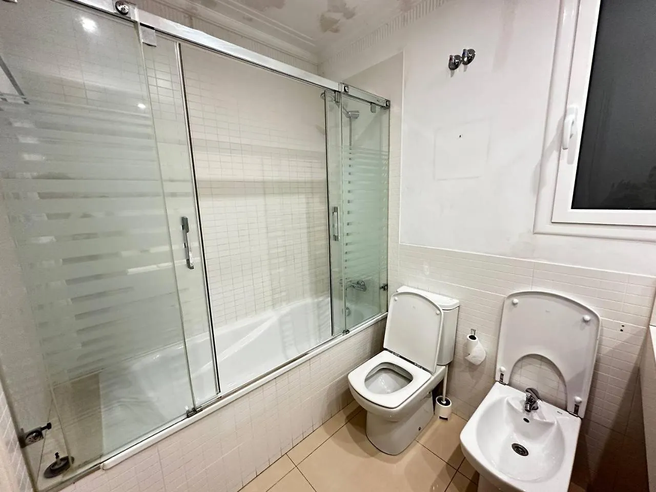 ברצלונה Rooms Gran Via 0*,  ספרד